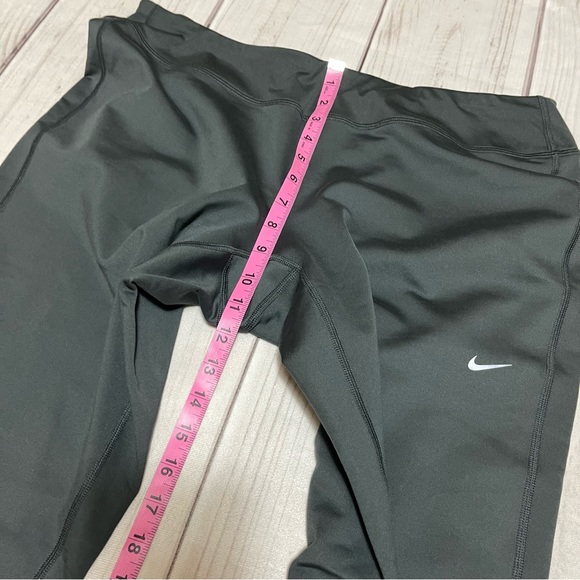 Nike Dri-Fit activewear joggers size L - Picture 9 of 9